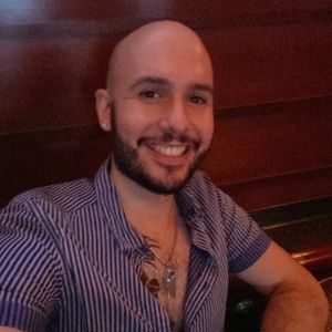 Meet your Posher, Avi